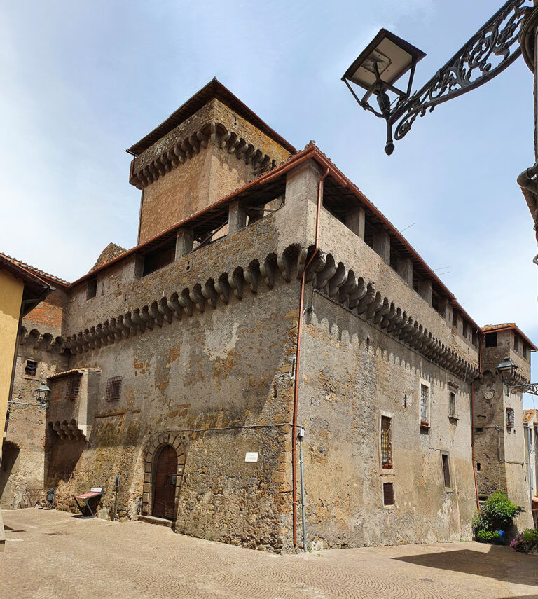 Carbognano, the Castle of Giulia Farnese